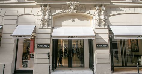 vendite private chanel|Chanel stores.